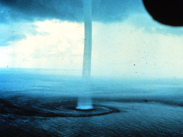 waterspout_noaa.jpg.cf42971729cfb2d4ef18