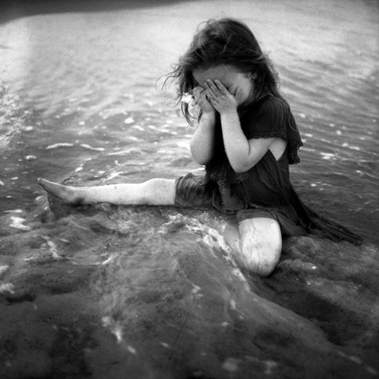 11sadgirl.jpg.36cfd360a0cd7b06dae0773272