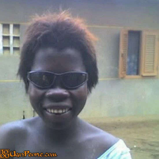 Ugly-girl-with-glasses-Really-Ugly-Girls.jpg