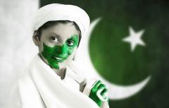 Gorgeous Pakistani Flag In Girl Eyes On 14 August 2015